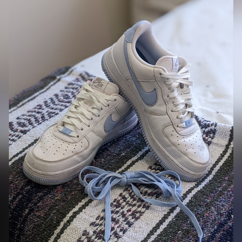 Nike Air Force 1